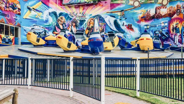 break dance attractie drouwenerzand break dance attractie drouwenerzand